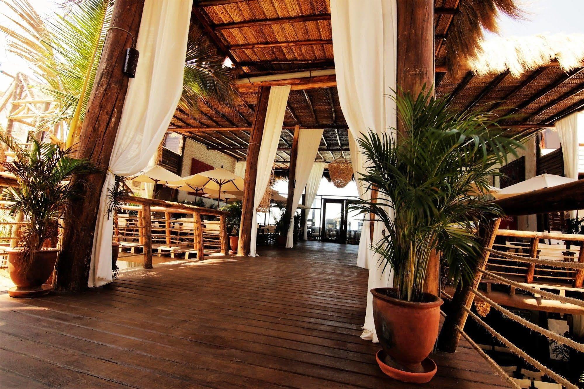 Hotel Rustica Vichayito Exterior foto